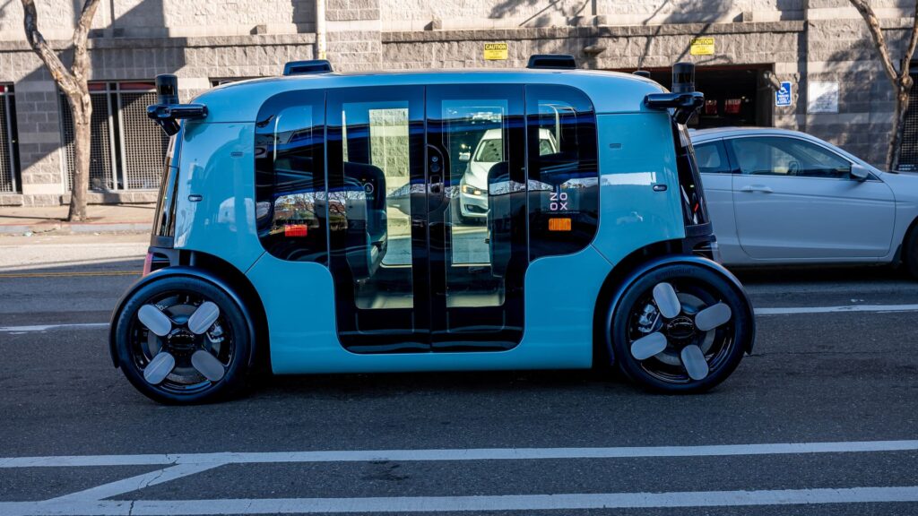 108073285 1733764874846 gettyimages 2187651541 ZOOX ROBOTAXI
