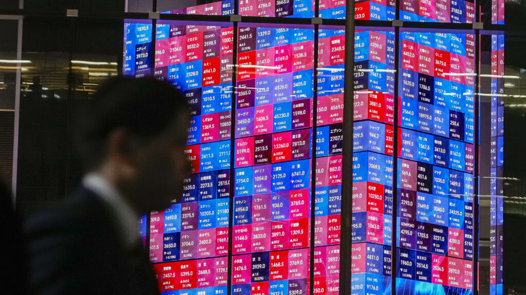 108094148 1738167165694 gettyimages 2195902460 JAPAN STOCKS