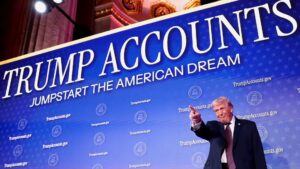 108258436 17696256172026 01 28t182448z 1528595885 rc2fajac3go1 rtrmadp 0 usa trump
