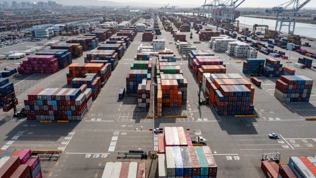 108284024 1774615465426 gettyimages 2267966091 PORT OF OAKLAND