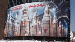 108286564 1775130289318 gettyimages 2266975261 kk missile banner 0573