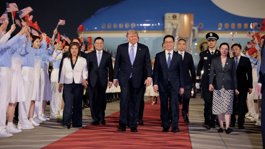 108306261 17786746292026 05 13t121447z 1335180811 rc2c8laq4f0c rtrmadp 0 china usa trump arrival