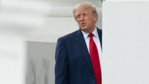 108311824 1779795874384 gettyimages 2277608161 TRUMP ARRIVES