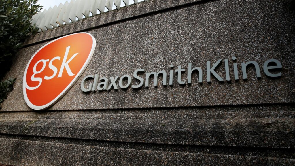 107364701 17062137262020 10 26t134955z 622340489 rc2dqj98d9sj rtrmadp 0 gsk results