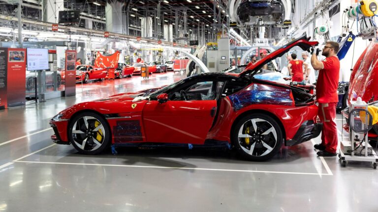 108210007 17600211302025 10 09t080503z 1114122005 rc2s3hajjx5g rtrmadp 0 ferrari strategy