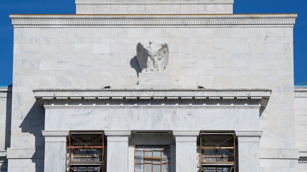 108226308 17631487092025 11 14t185106z 1528544273 rc2fwhaumd5w rtrmadp 0 usa fed
