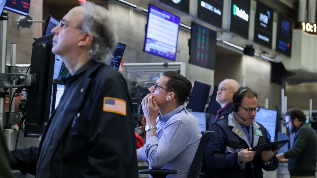 108263450 1770660021829 gettyimages 2260237949 US STOCKS