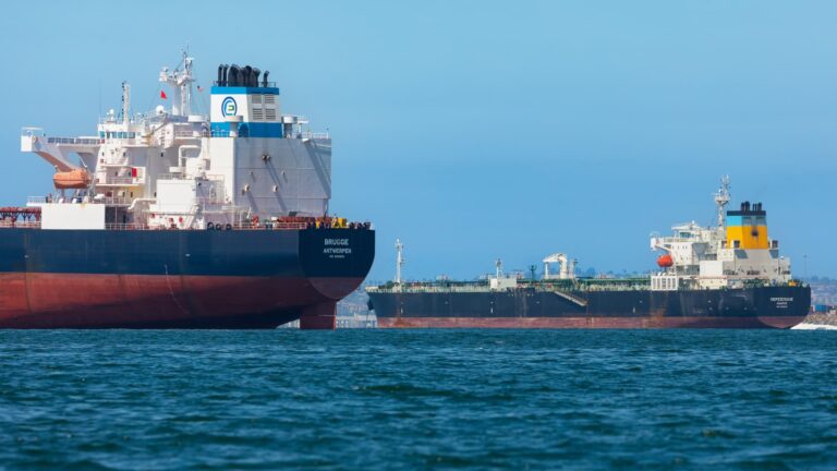 108304700 1778409359268 gettyimages 2274534081 US OIL