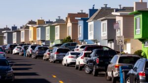 108316055 1780500382476 gettyimages 2276694260 US MORTGAGE APPLICATIONS