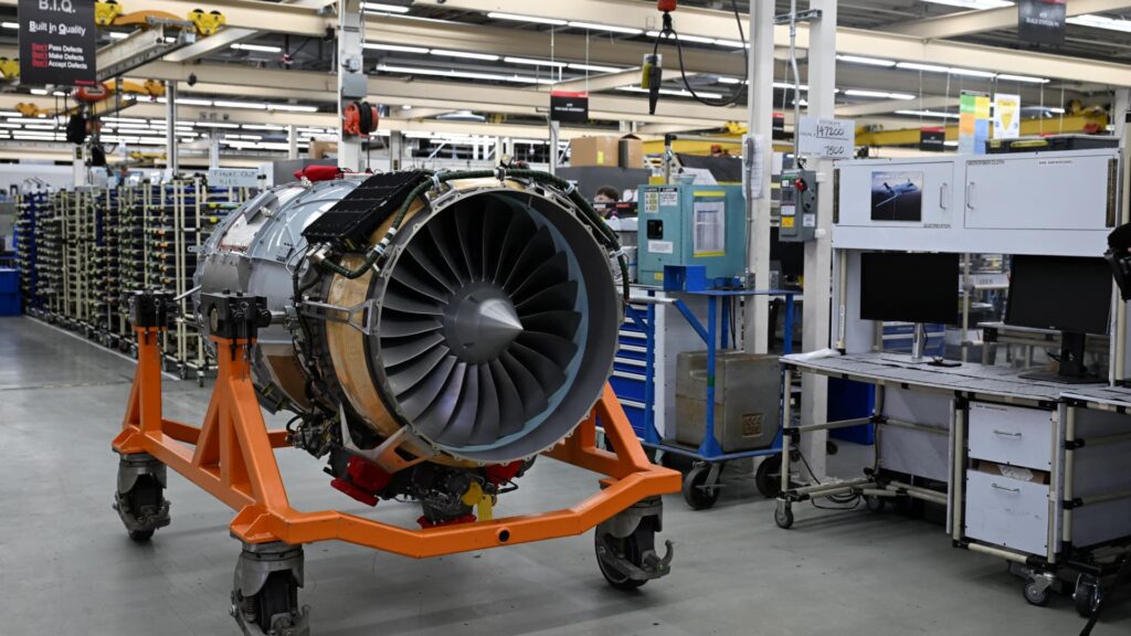 108316279 17805152672026 06 03t153815z 1019885991 rc25mlaptmp6 rtrmadp 0 aerospace honeywell