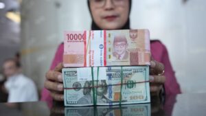 108318633 1780990314416 gettyimages 2280058408 INDONESIA ECONOMY