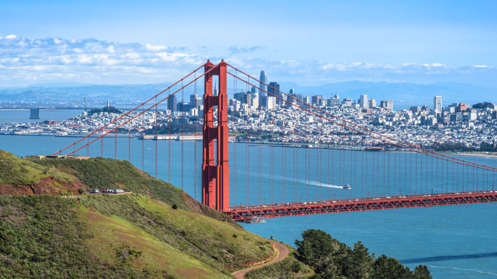 108323429 1781721662404 gettyimages 1481230617 goldengateheadlandsspring