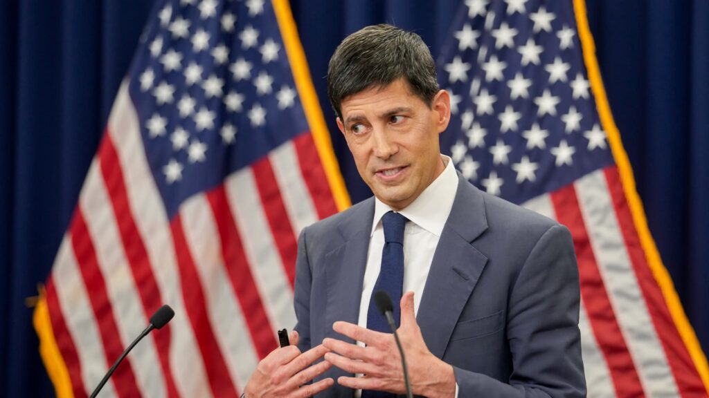 108323501 1781724301992 gettyimages 2281465312 WARSH FOMC