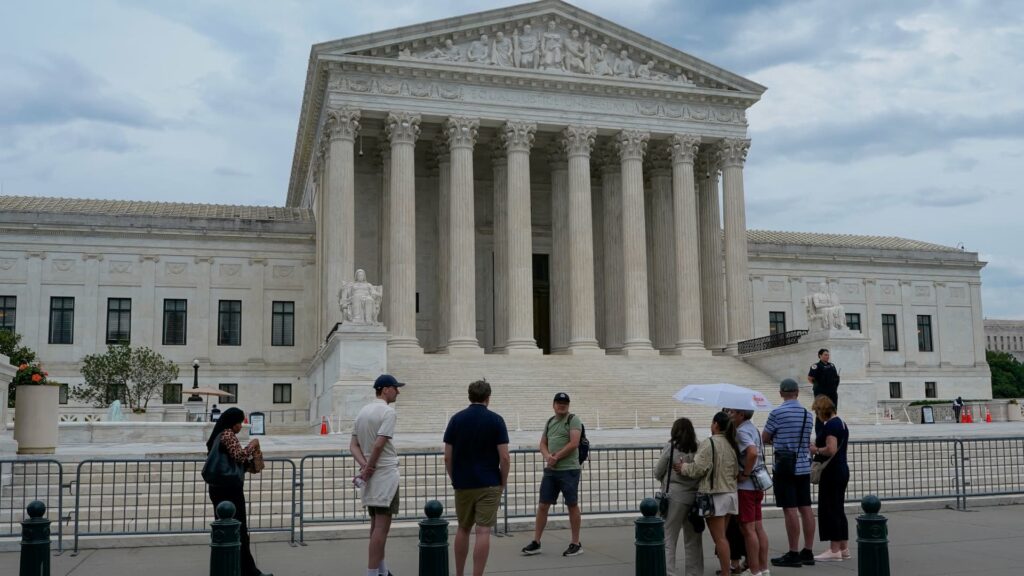 108323886 17817899812026 06 18t132900z 2024761134 rc2dwladwq5x rtrmadp 0 usa court