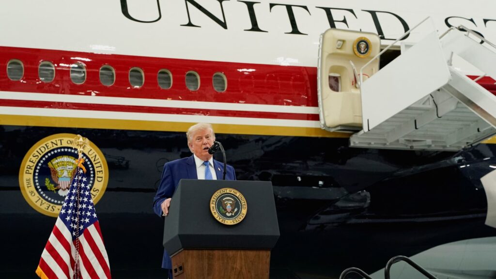 108324502 17819019912026 06 19t195332z 1047406264 rc27xlao0vkd rtrmadp 0 usa trump