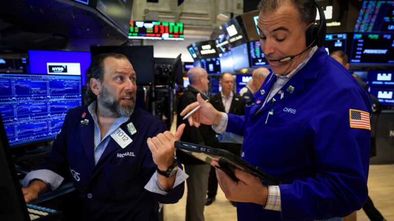 108326268 17823199802026 06 24t160700z 121962635 rc2d0ma1gagz rtrmadp 0 usa stocks