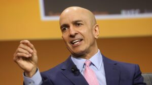 108327505 1782488786660 108327505 1782488690382 gettyimages 2264035900 BLOOMBERG INVEST