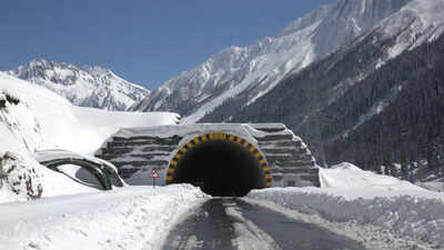 1780997001 zoji la tunnel