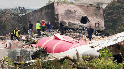 air india39s midair emergency sparks new alarm over the safety of the boeing dreamliner