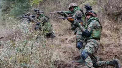 army apprehends three trying to cross loc in jampks uri