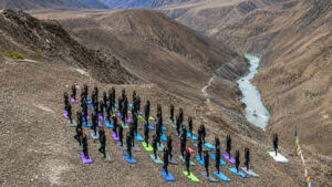 indian forces take part in yoga sessions pan india