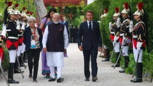 modi macron