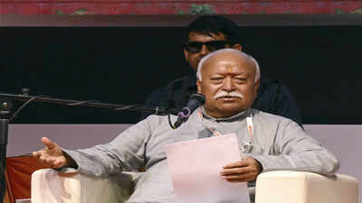 rss chief mohan bhagwat during a lecture meeting in kerala