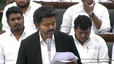 tn cm vijay
