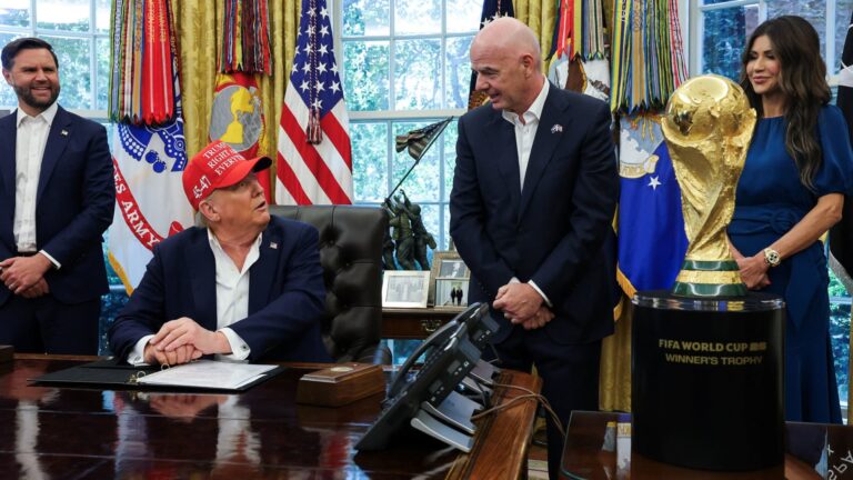 108189799 17558853702025 08 22t171406z 763076390 rc2hcgarv2yd rtrmadp 0 usa trump