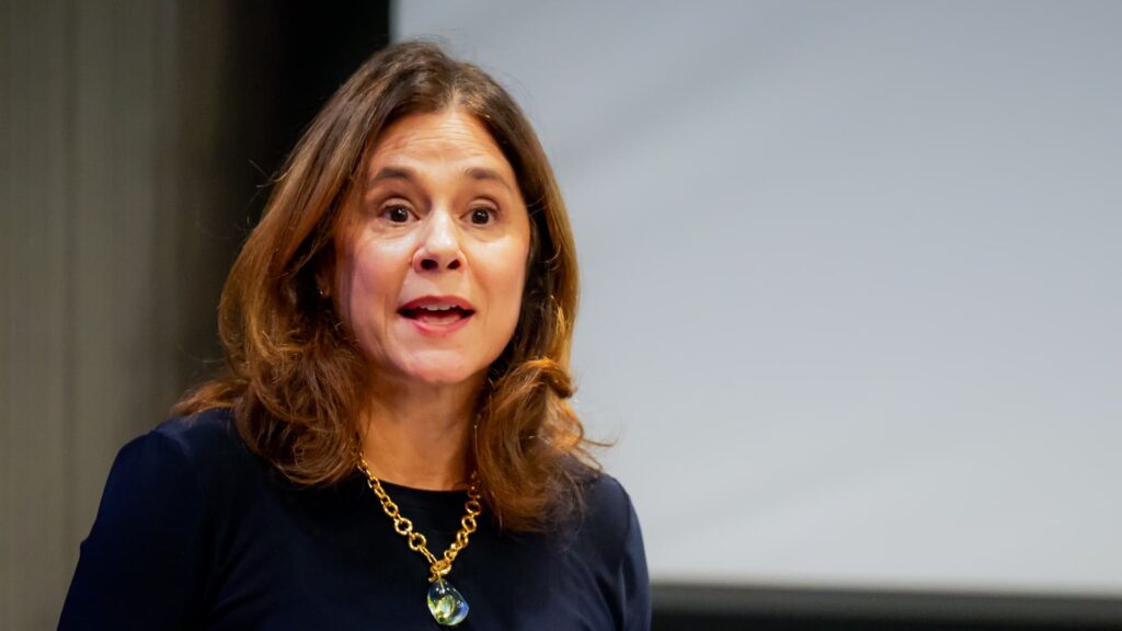 108220137 1761932739662 gettyimages 2243837870 DALLAS FED SPEAK