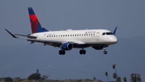 108286763 1775145810314 gettyimages 2265481112 260307 lax 103