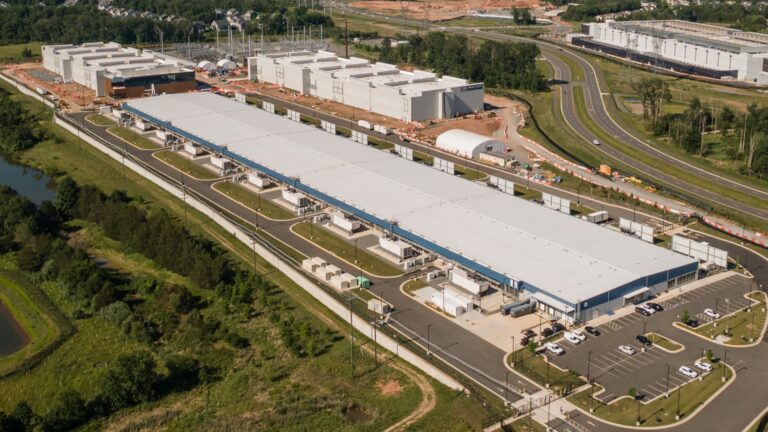 108314424 1780313034276 gettyimages 2278507630 VIRGINIA DATA CENTERS
