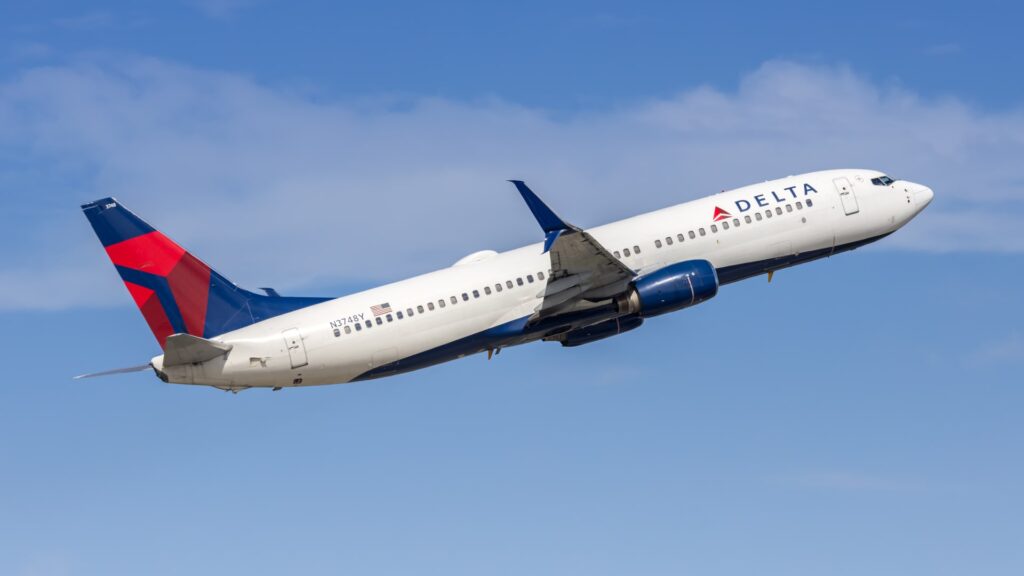 108317451 1780673029371 gettyimages 2253186744 aviation stock 14873 en delta air lines boeing737 airplane a