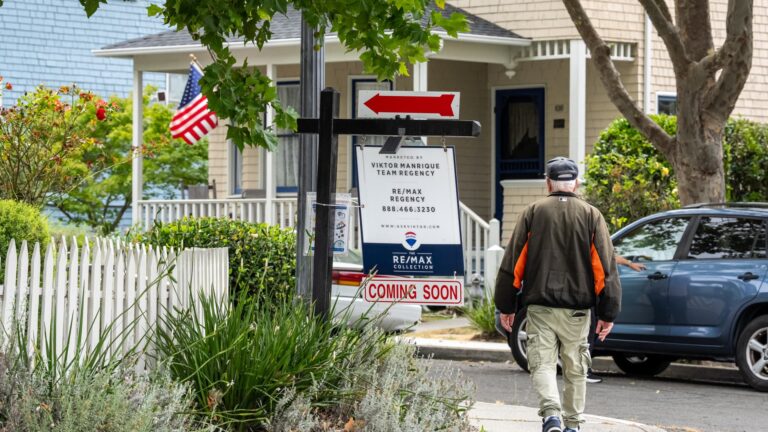 108323583 1781729855141 gettyimages 2281471933 US HOUSING