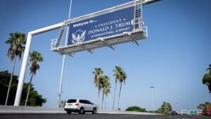 108332899 17836156672026 07 09t143753z 1245036203 rc2dama76ovq rtrmadp 0 usa trump airport