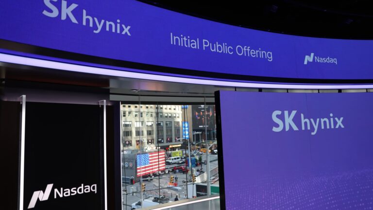 108333423 1783694664972 gettyimages 2284861394 SK HYNIX IPO