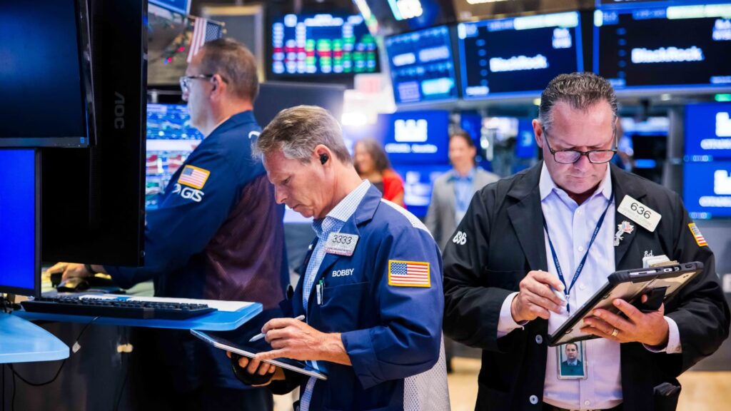 108335412 1784129151298 Traders Photo 20260715 KK PRESS 016