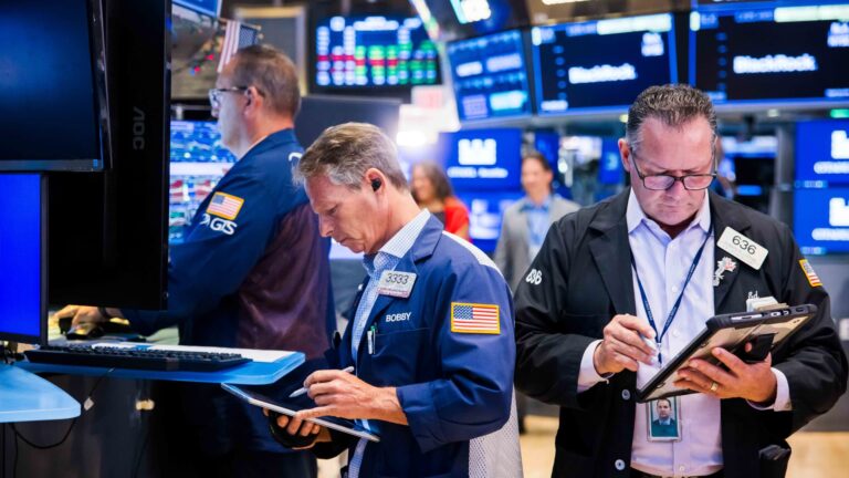 108335412 1784129151298 Traders Photo 20260715 KK PRESS 016
