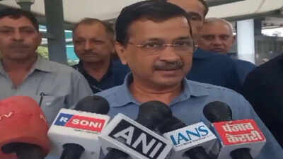 modi govt has become extremely arrogant arvind kejriwal on lathi charge against protesters