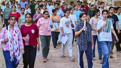 neet ug candidates appear for re