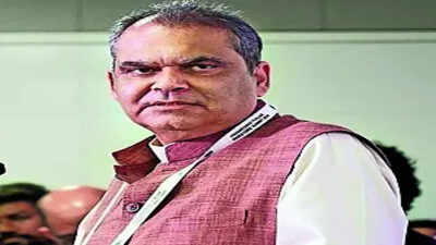 punjab ex min kingpin of fake iphone export scam ed chargesheet