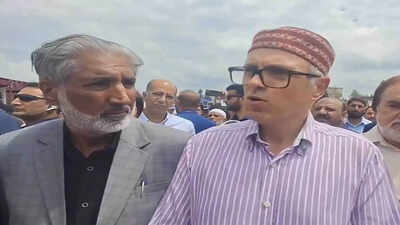 quotwant relations between neighbours to improvequot omar abdullah backs call for indo pak dialogue