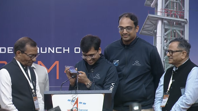 skyroot aerospace team during the telephponic exchange with pm modi