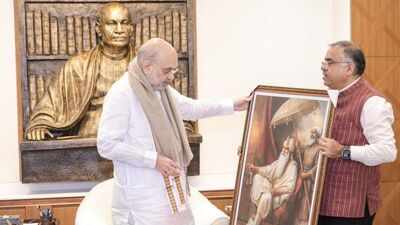 tarun chugh meets hm amit shah