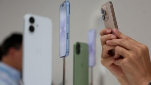 108196550 17574569232025 09 09t222417z 1173162897 rc2joga7qq90 rtrmadp 0 apple event