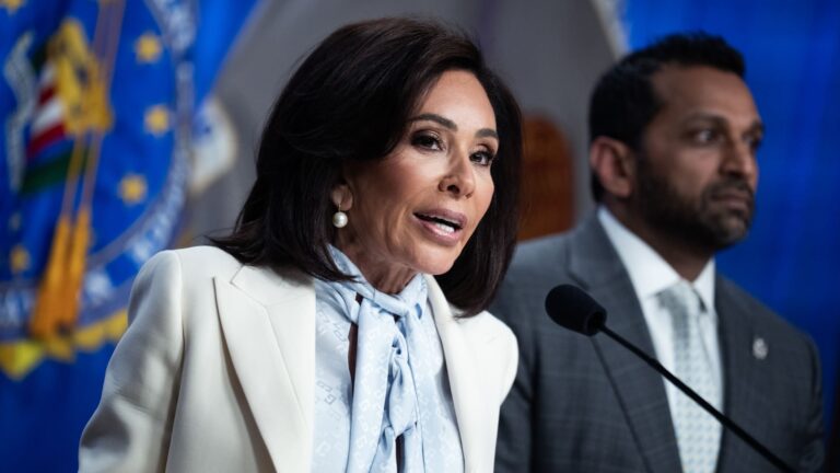 108301792 1777919244072 gettyimages 2272947917 doj whca 053 042726