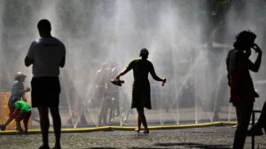 108328132 1782745269553 gettyimages 2282709877 AFP B8AN79E
