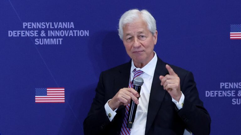 108335523 1784137899324 gettyimages 2285617061 DEFENSE INNOVATION SUMMIT