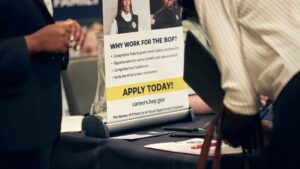 108342101 1785361602123 gettyimages 2287545513 TEXAS JOB FAIR