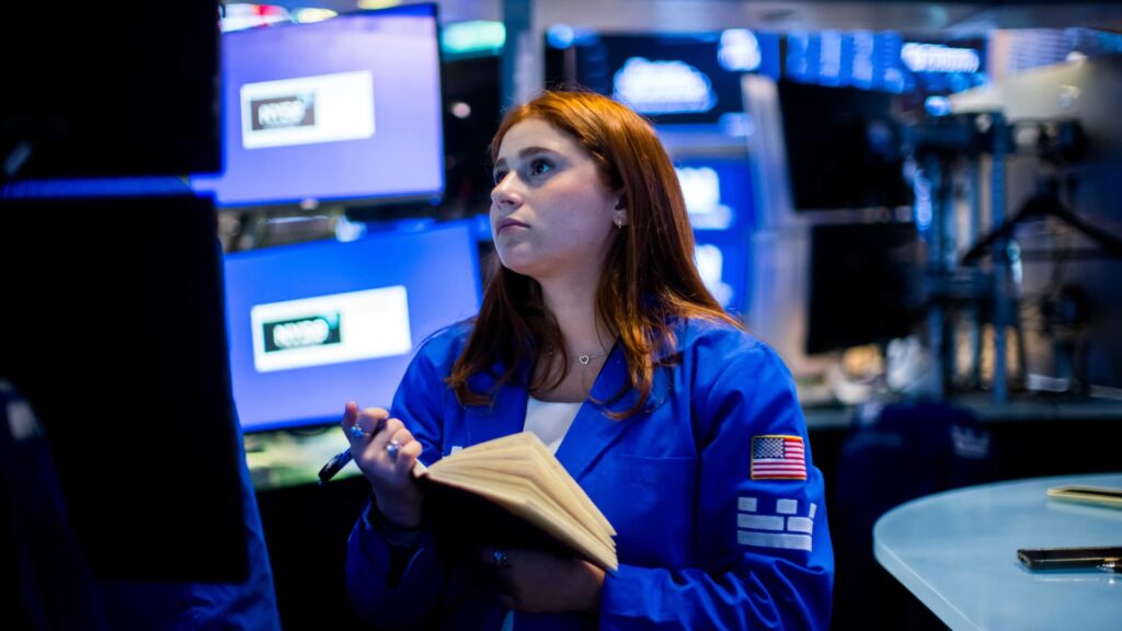 108344539 1785853710278 Traders Photo 20260803 KK PRESS 016